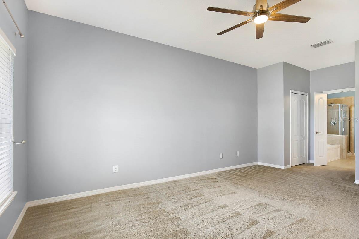 8614 Turnstone Shore Ln Property Photo 19
