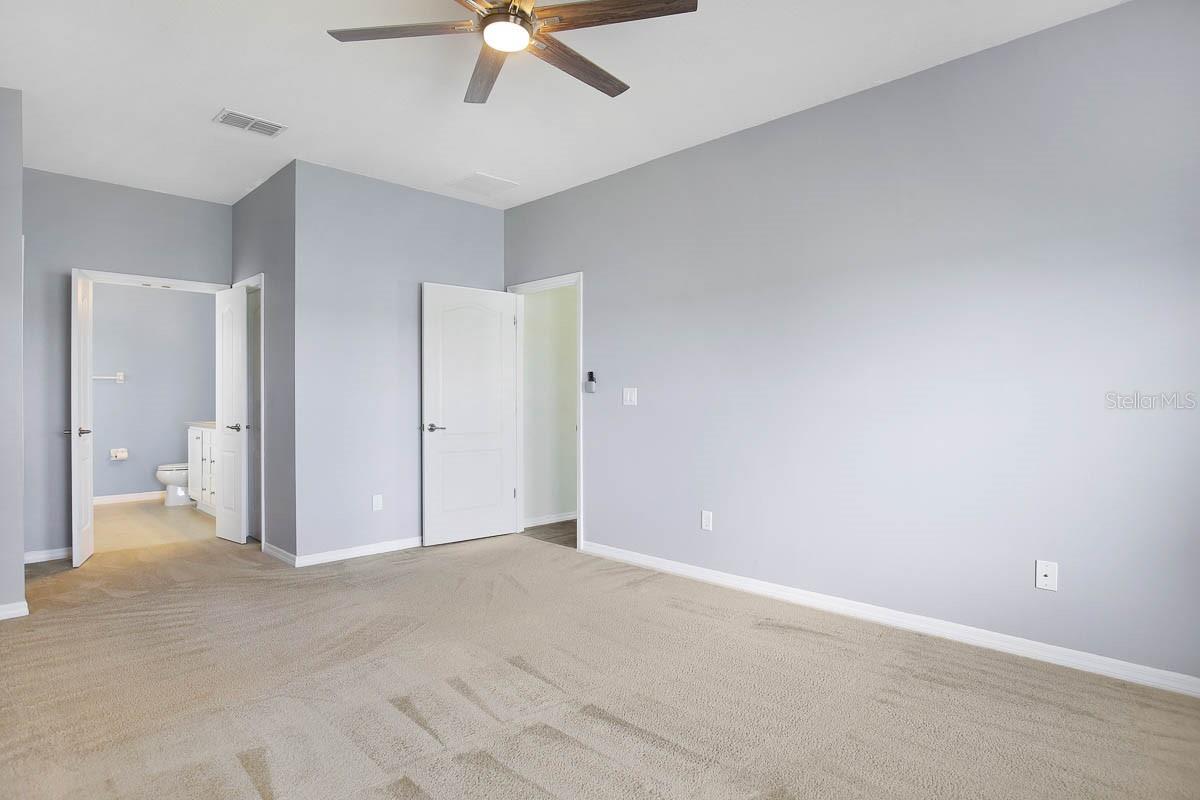 8614 Turnstone Shore Ln Property Photo 20