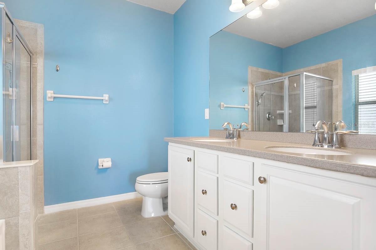 8614 Turnstone Shore Ln Property Photo 21