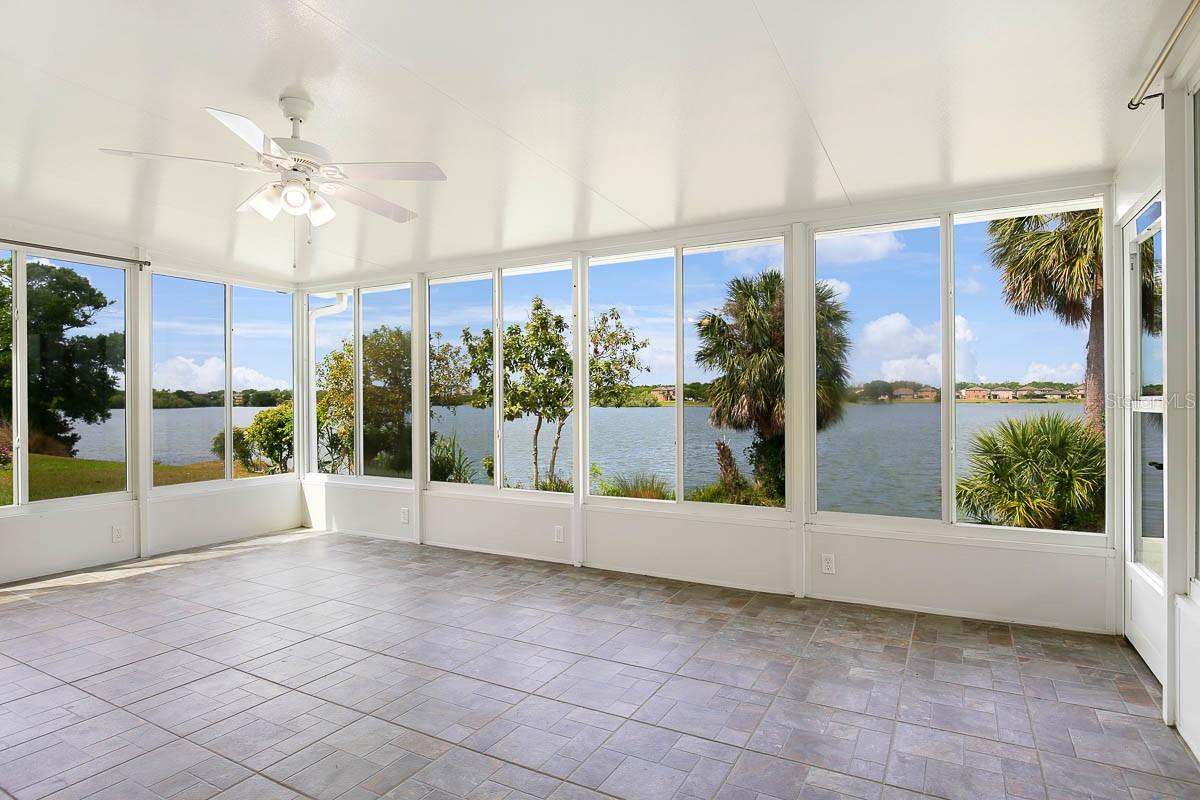 8614 Turnstone Shore Ln Property Photo 25