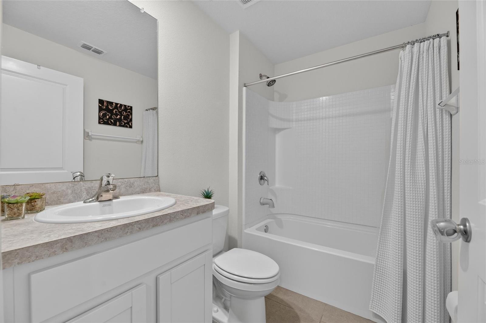 579 Olive Conch St Property Photo 11