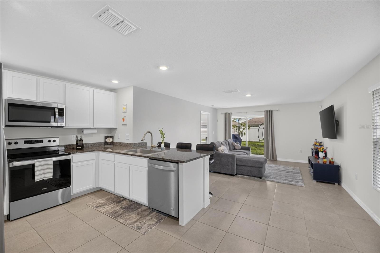 579 Olive Conch St Property Photo 16