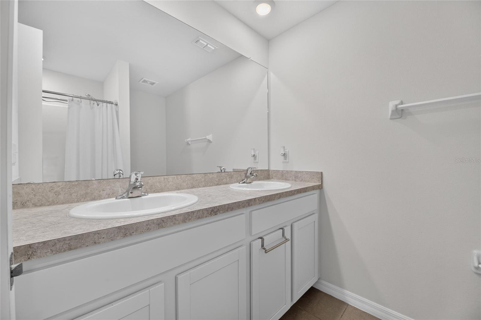 579 Olive Conch St Property Photo 33