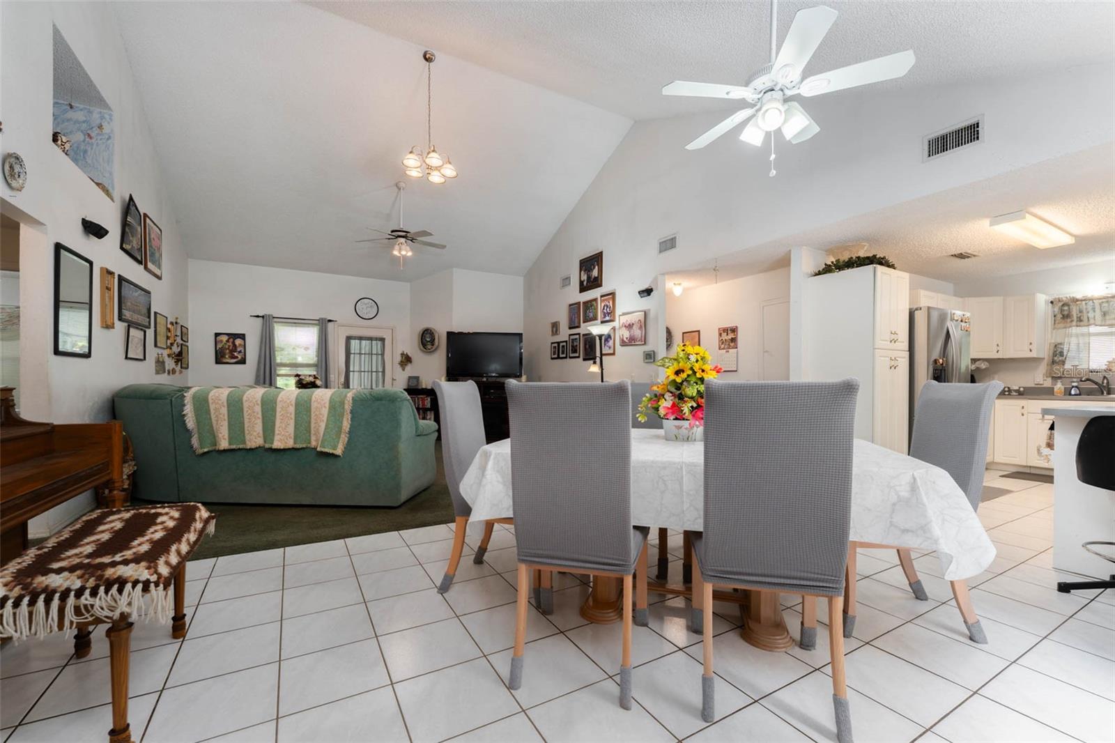 15370 Apache Dr Property Photo 8