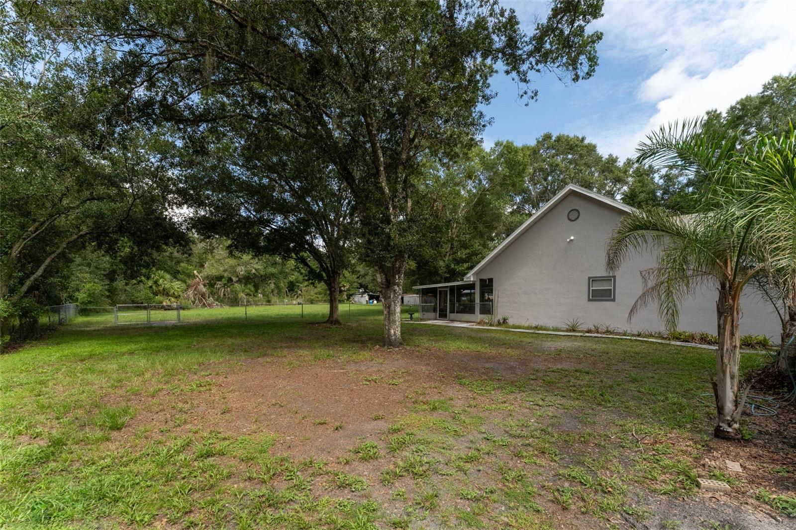 15370 Apache Dr Property Photo 34