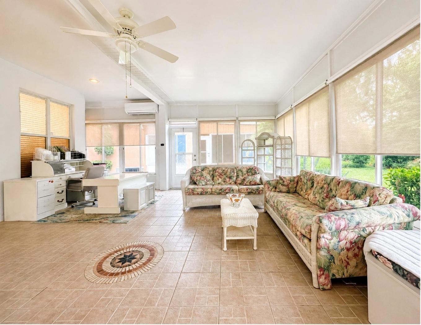 10924 Rain Hollow Ct Property Photo 9
