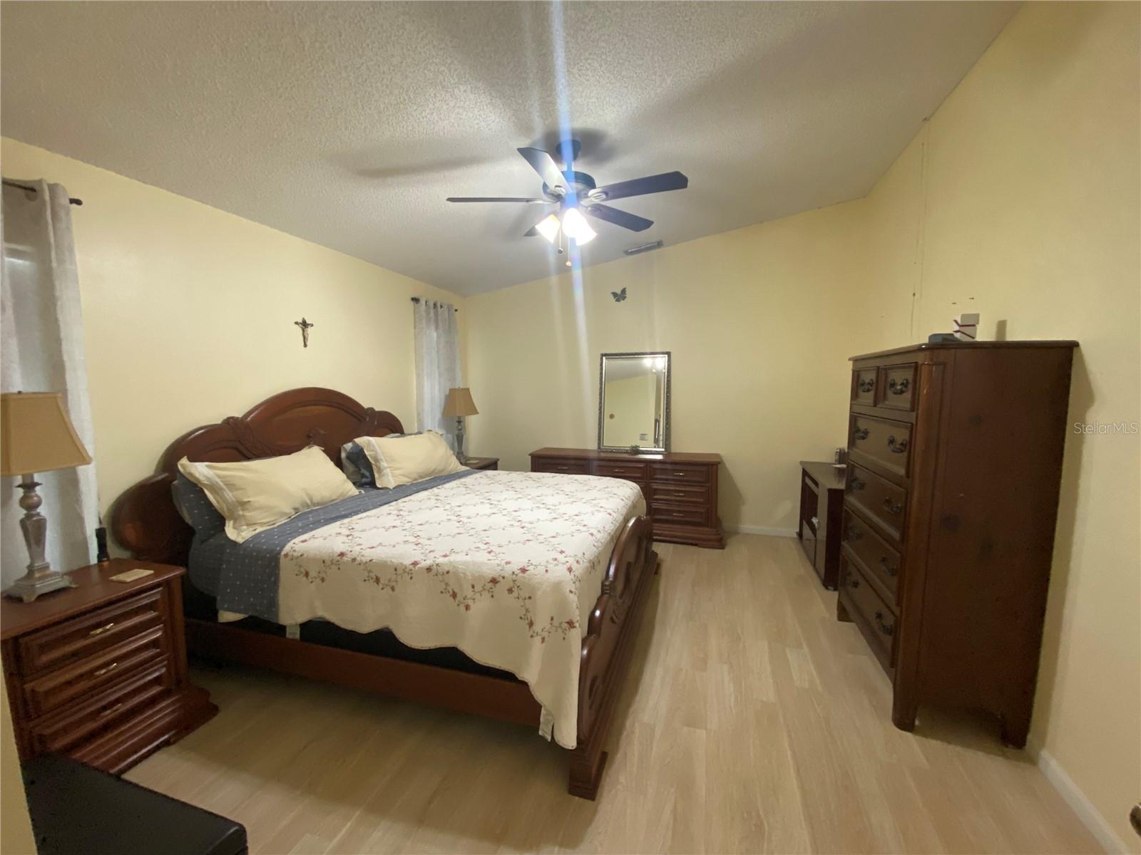 1420 Windjammer Pl Property Photo 13