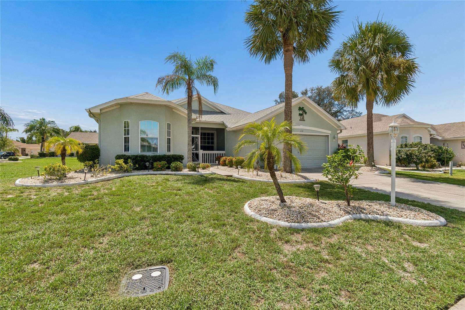 1119 Villeroy Dr Property Photo 2