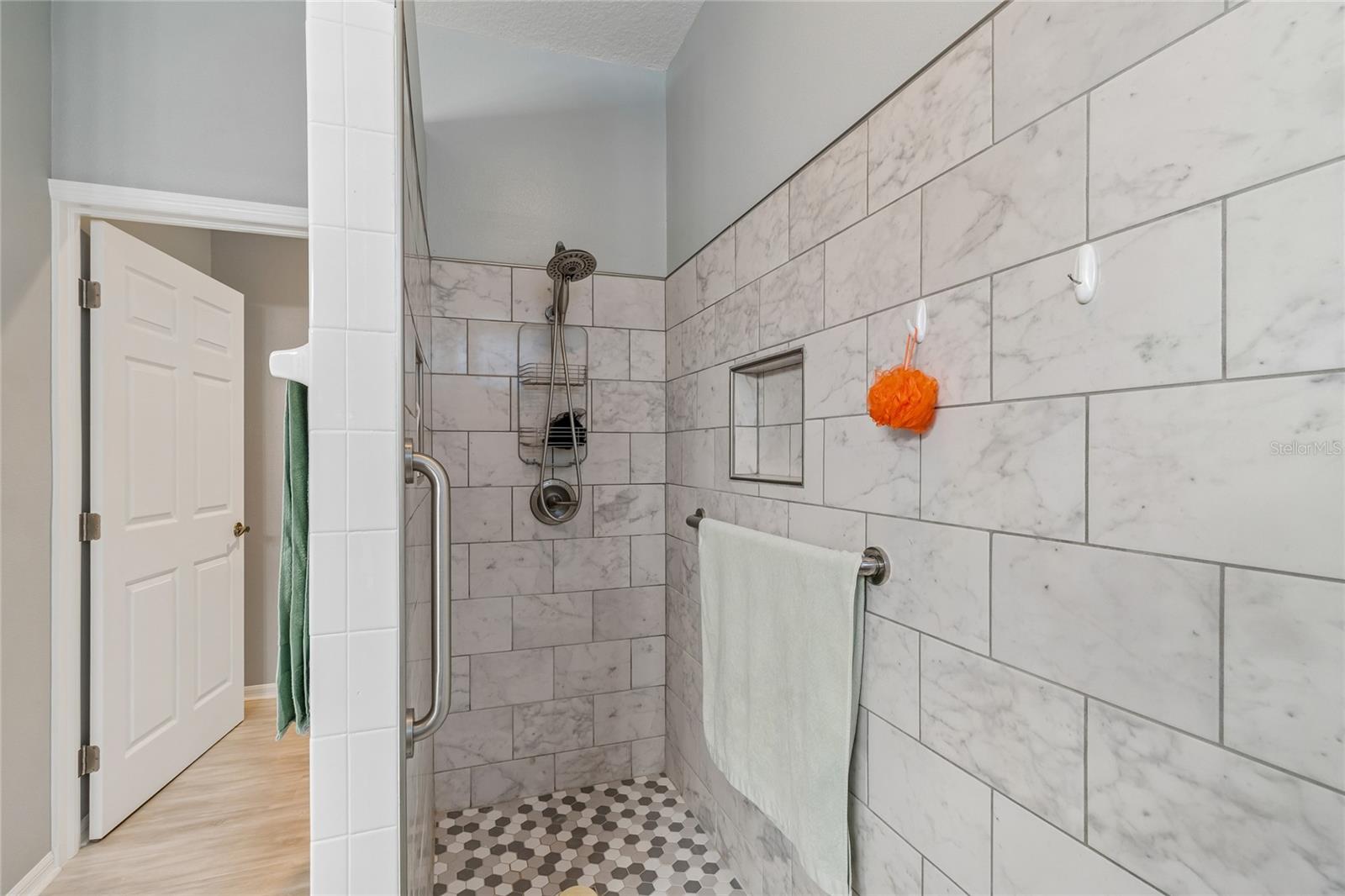 1119 Villeroy Dr Property Photo 37