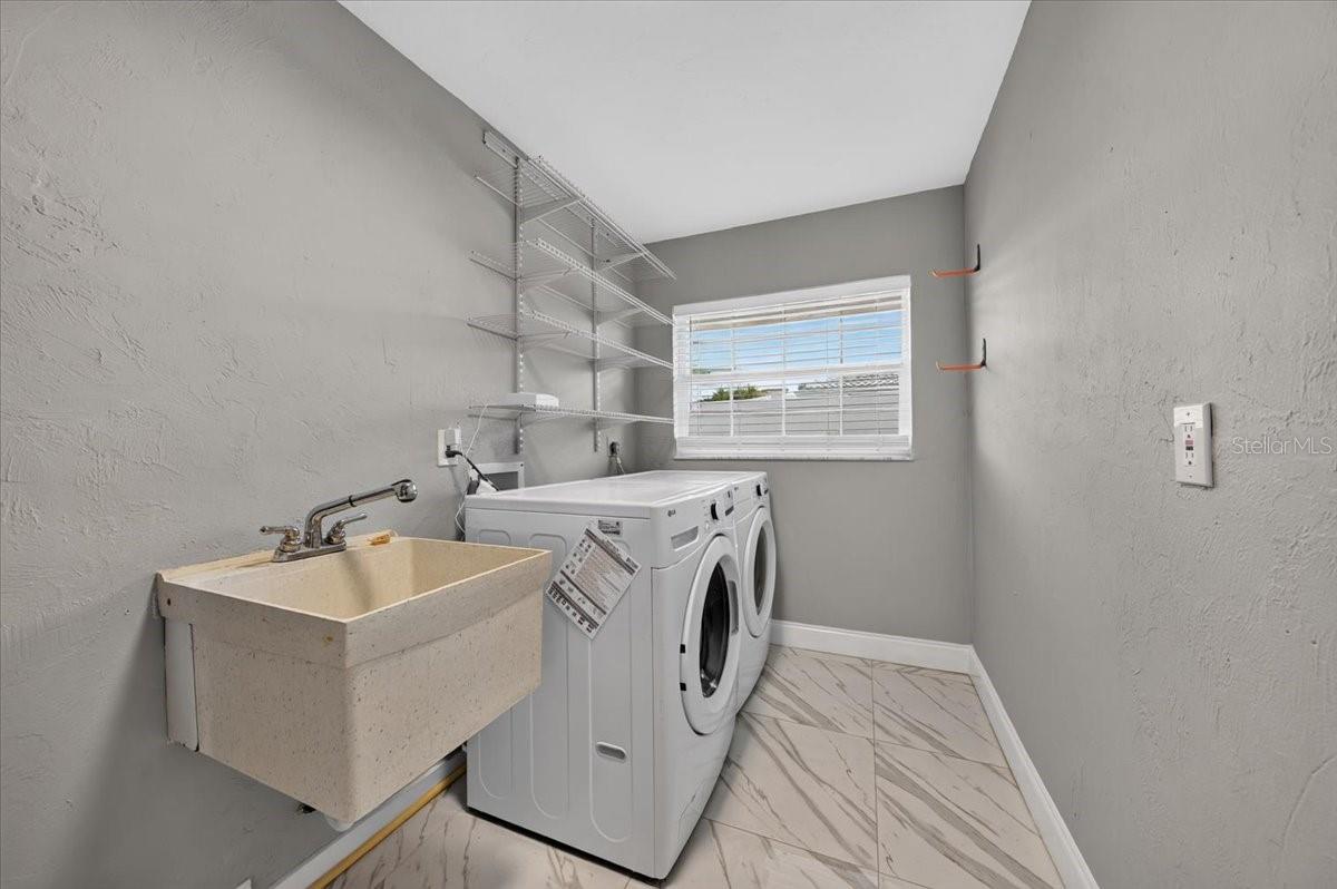 100 Matisse Cir W Property Photo 25