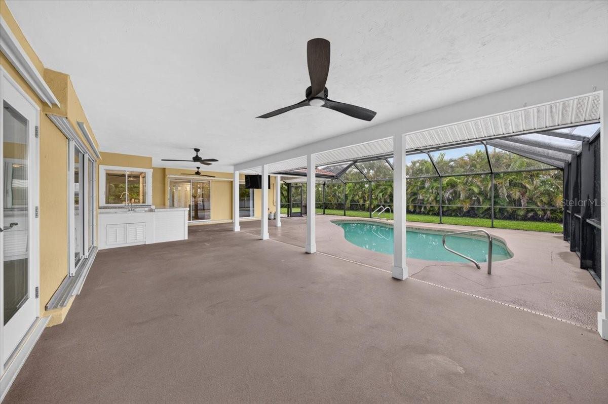 100 Matisse Cir W Property Photo 34