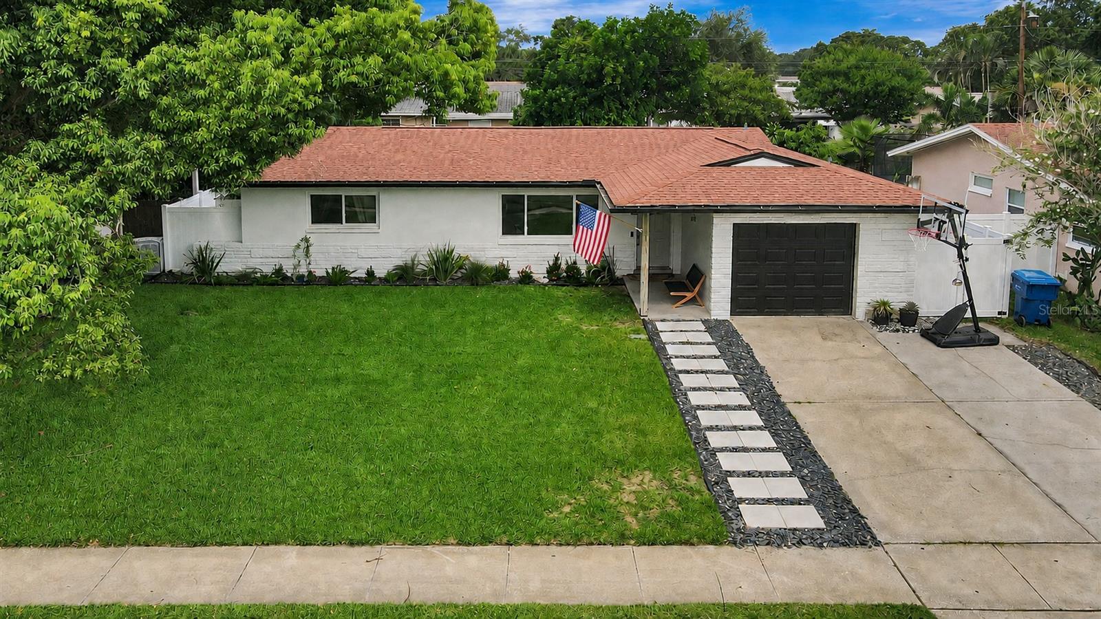 510 Hillcrest Dr Property Photo 1