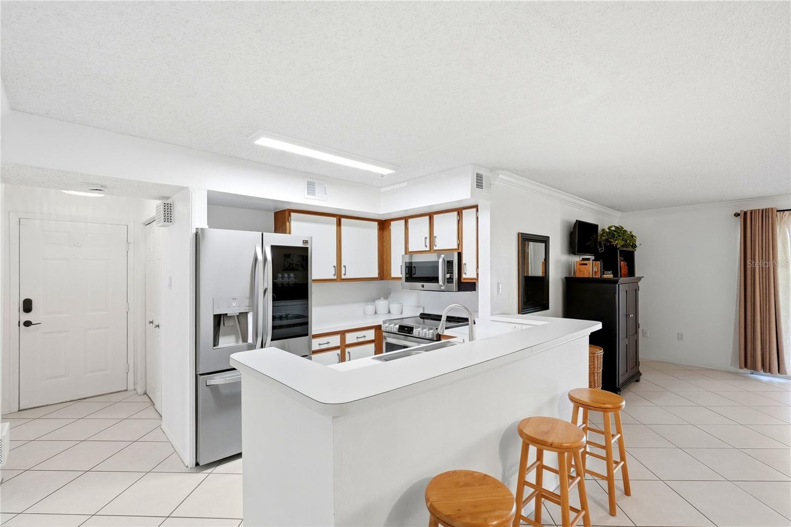 2400 Feather Sound Dr #427 Property Photo 7