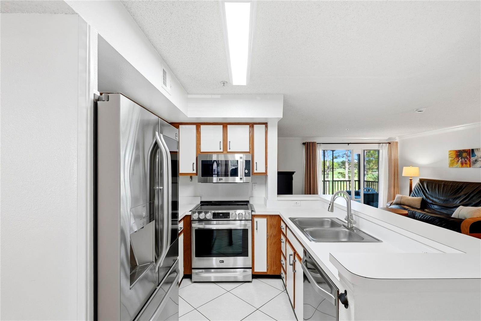 2400 Feather Sound Dr #427 Property Photo 8