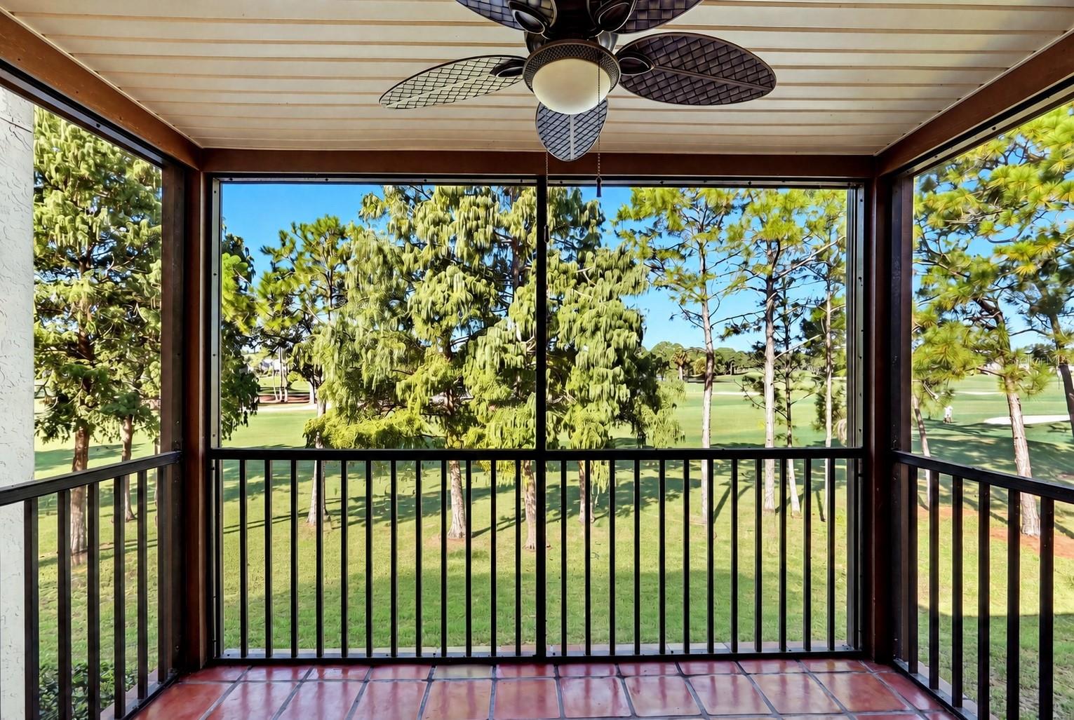 2400 Feather Sound Dr #427 Property Photo 12