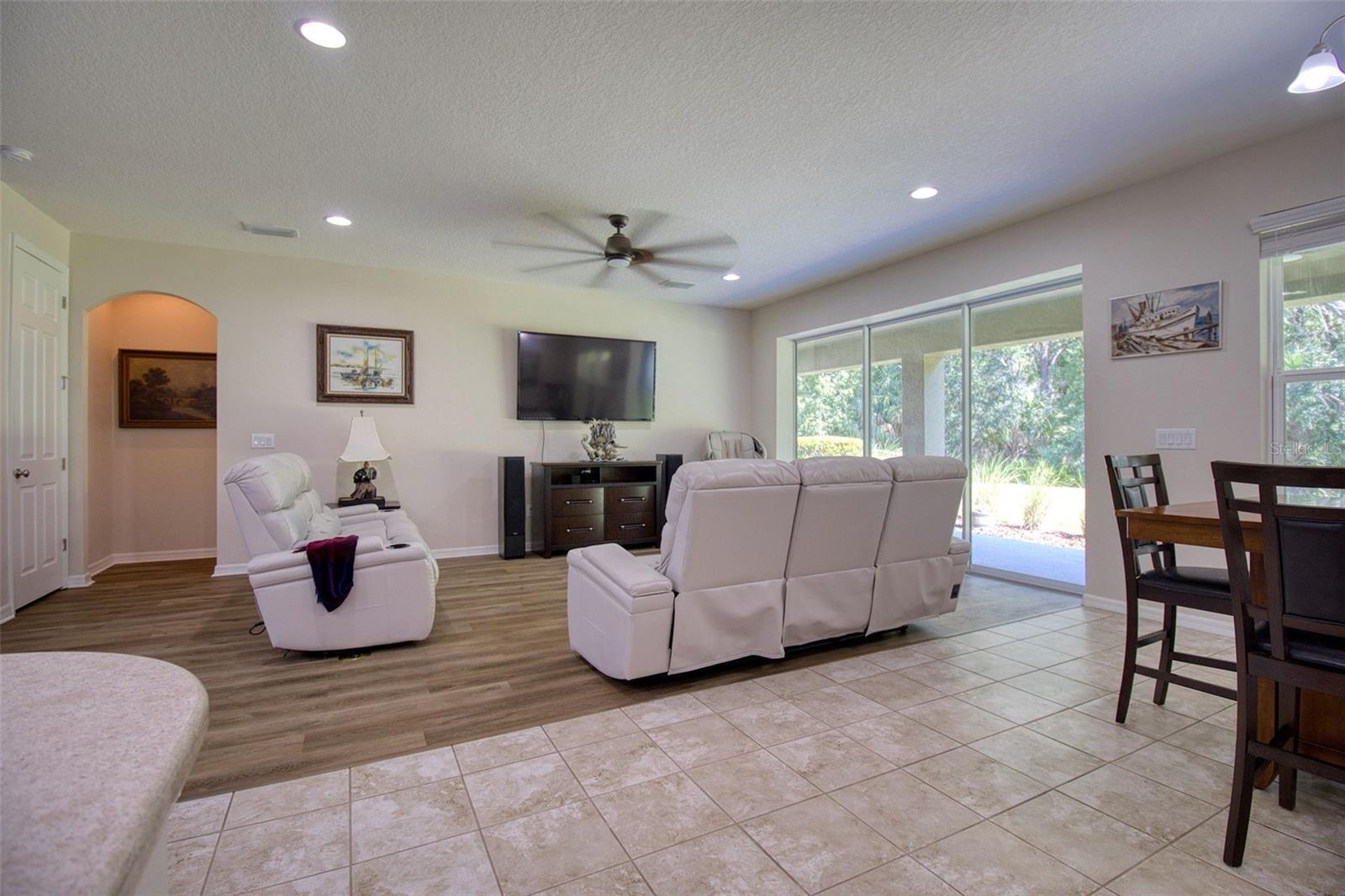 26888 Fiddlewood Loop Property Photo 15