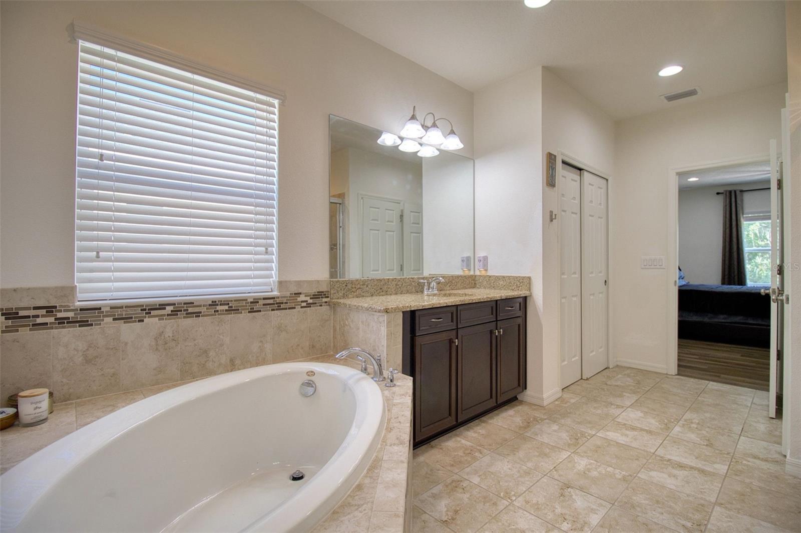 26888 Fiddlewood Loop Property Photo 39