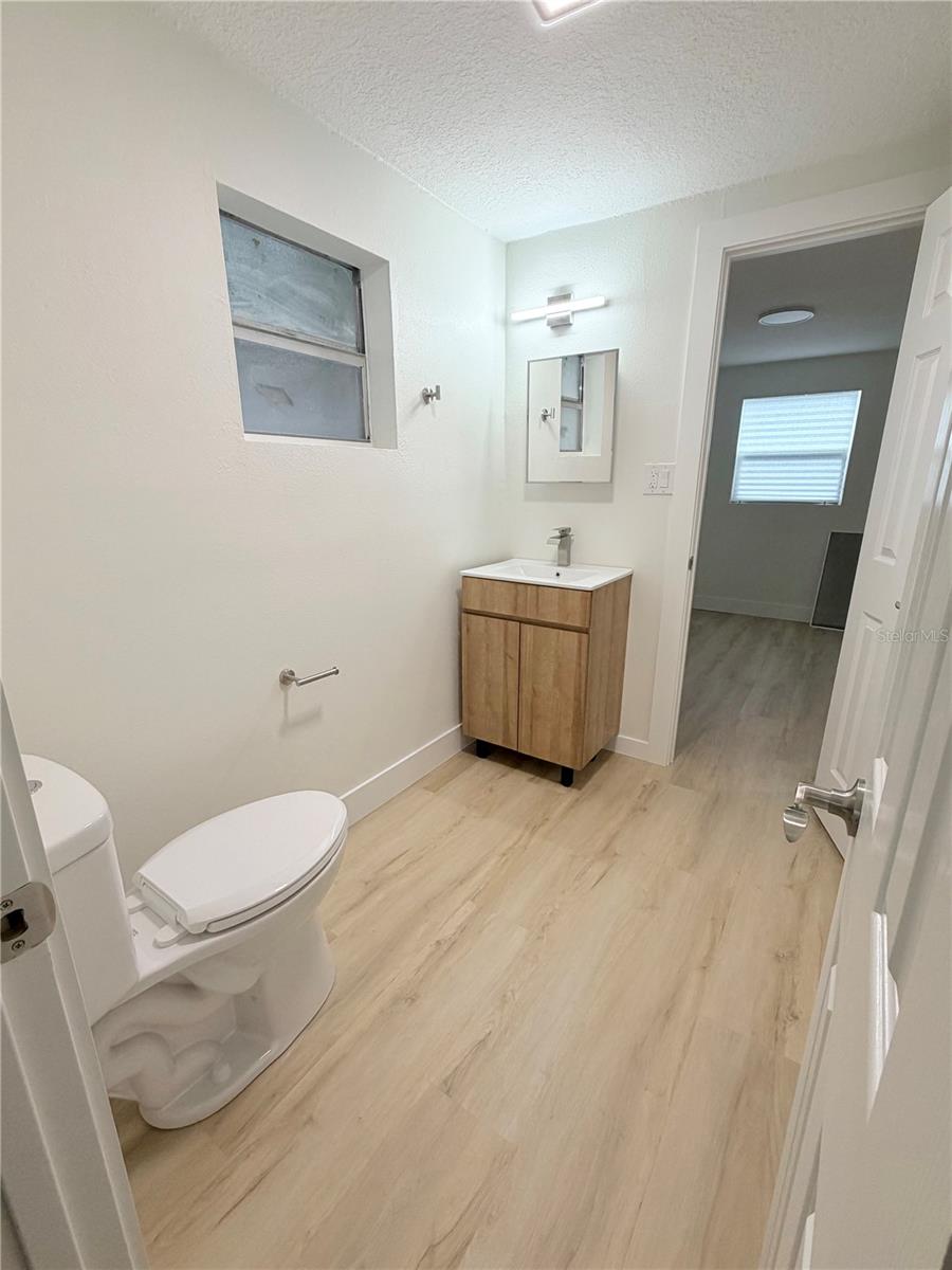 4533 W Fern St Property Photo 29