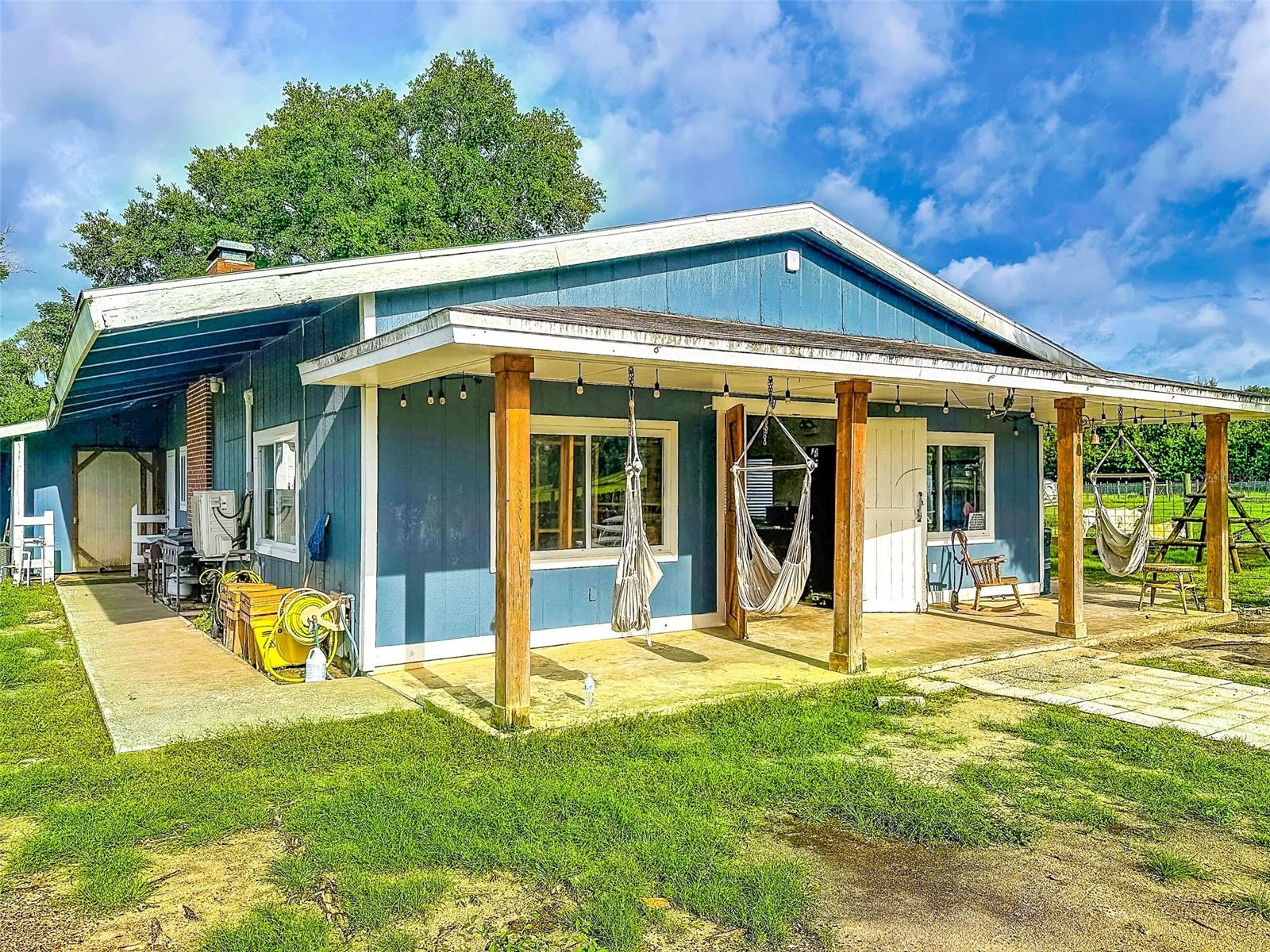 16736 Powerline Rd Property Photo 2