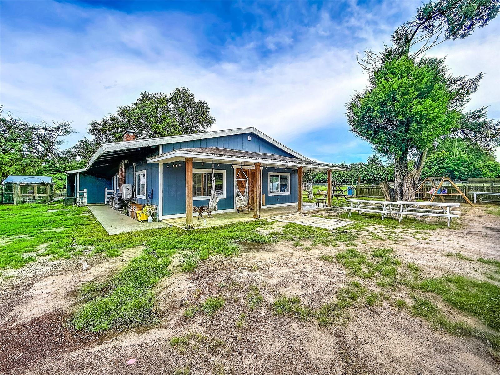 16736 Powerline Rd Property Photo 6