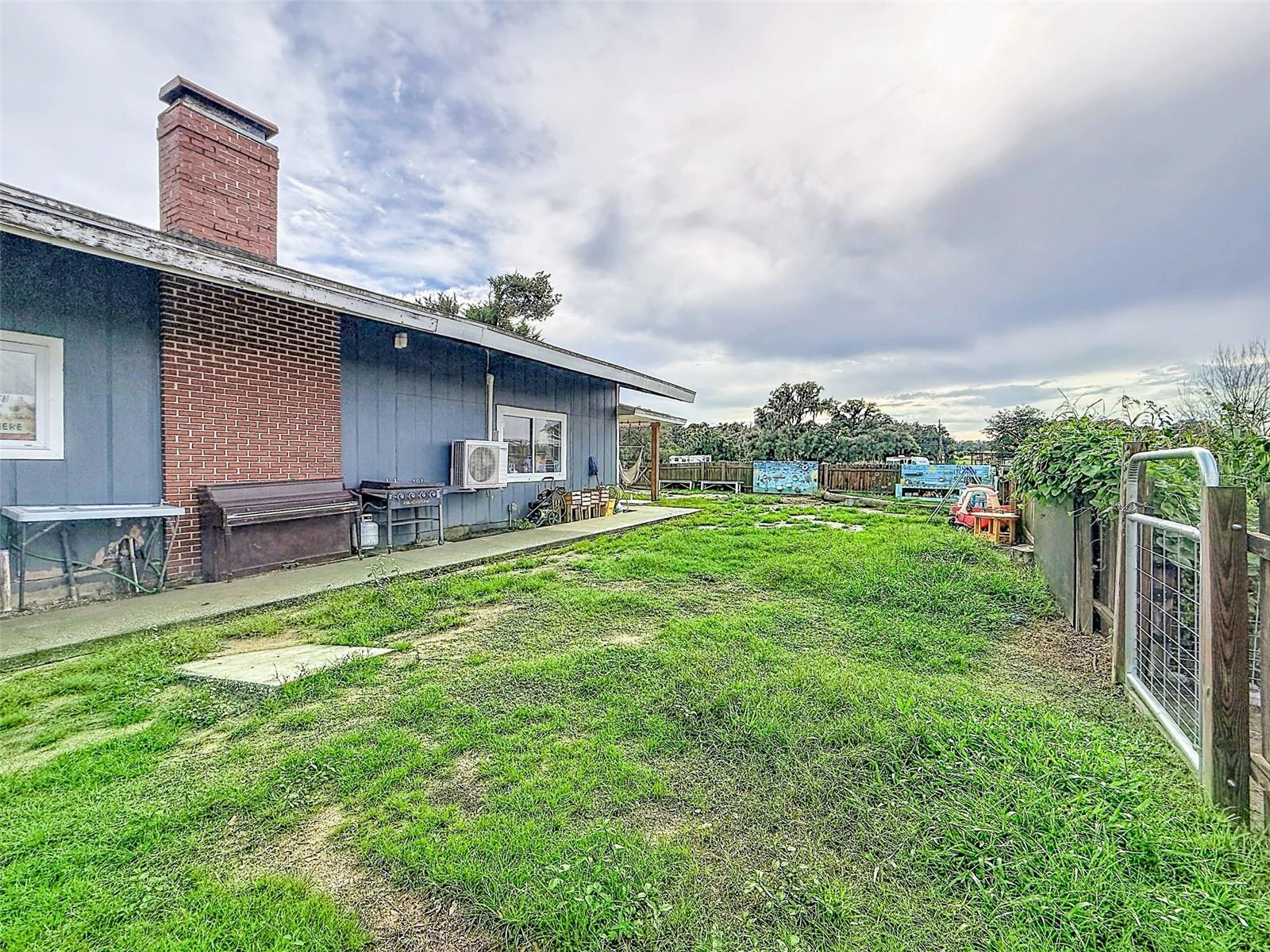 16736 Powerline Rd Property Photo 38