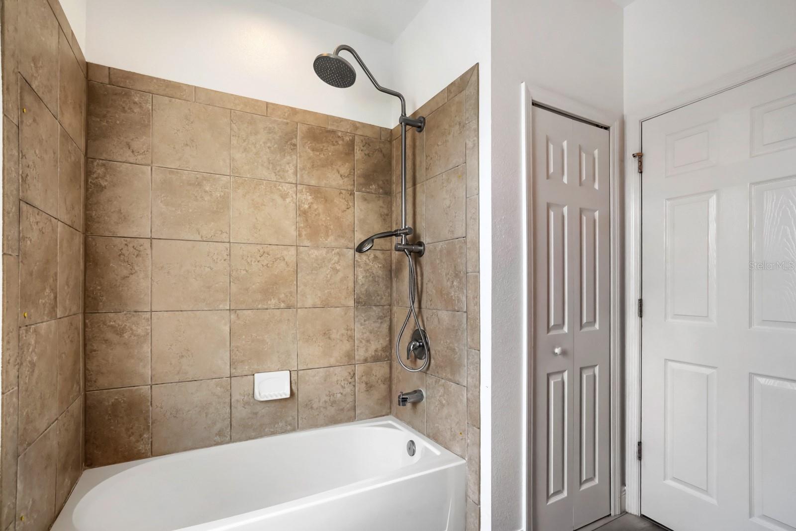 3951 Pacente Loop Property Photo 28