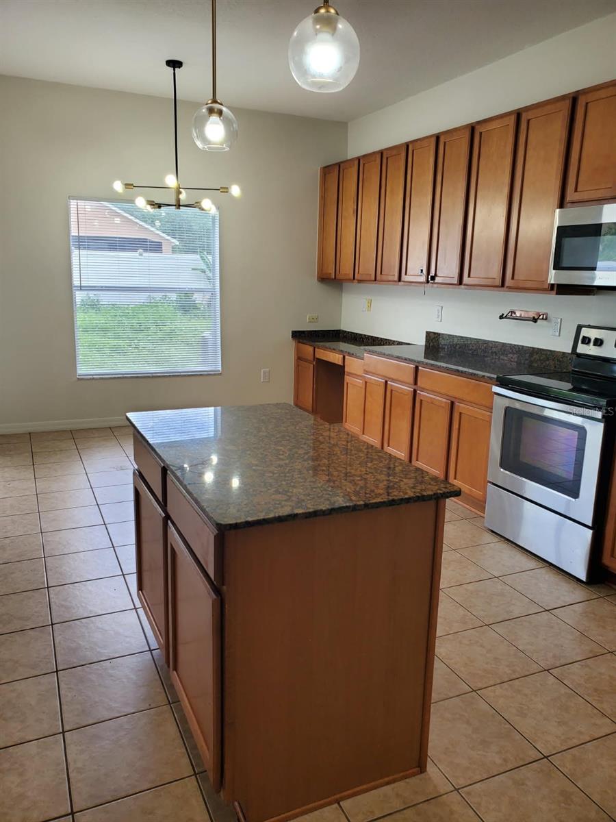 12148 Luftburrow Ln Property Photo 10
