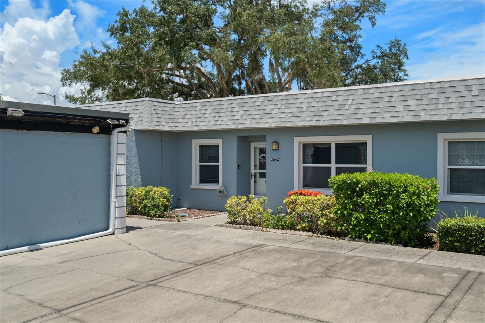3642 Trophy Blvd Property Photo 4