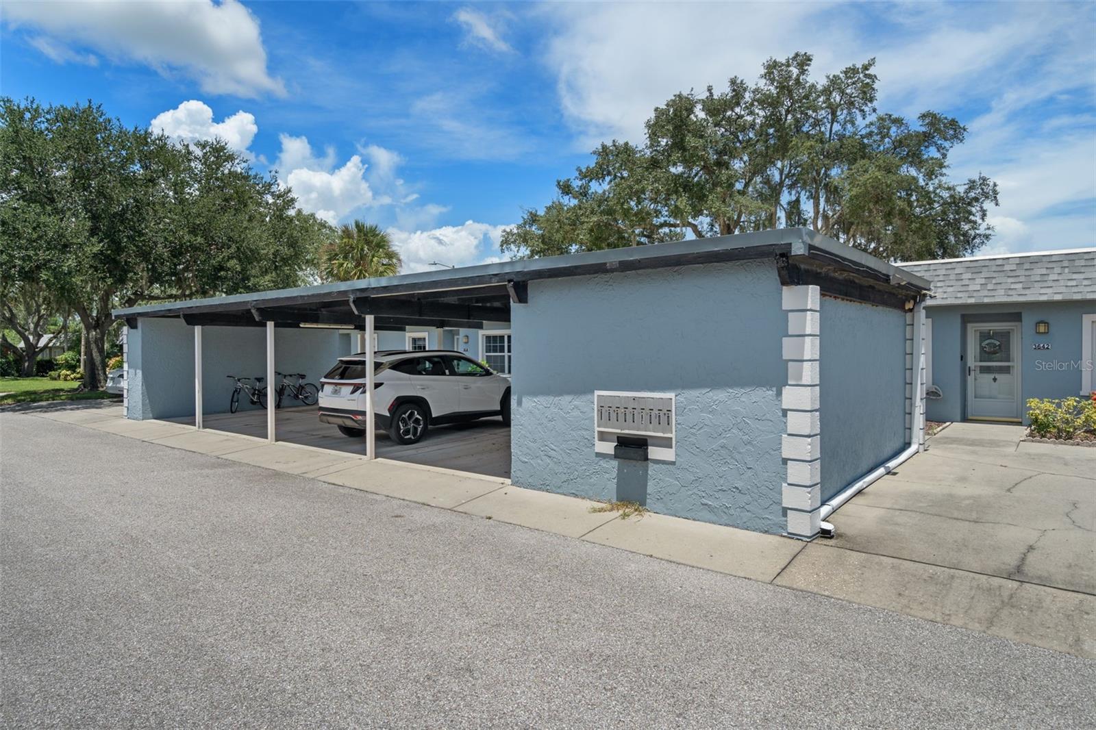3642 Trophy Blvd Property Photo 16