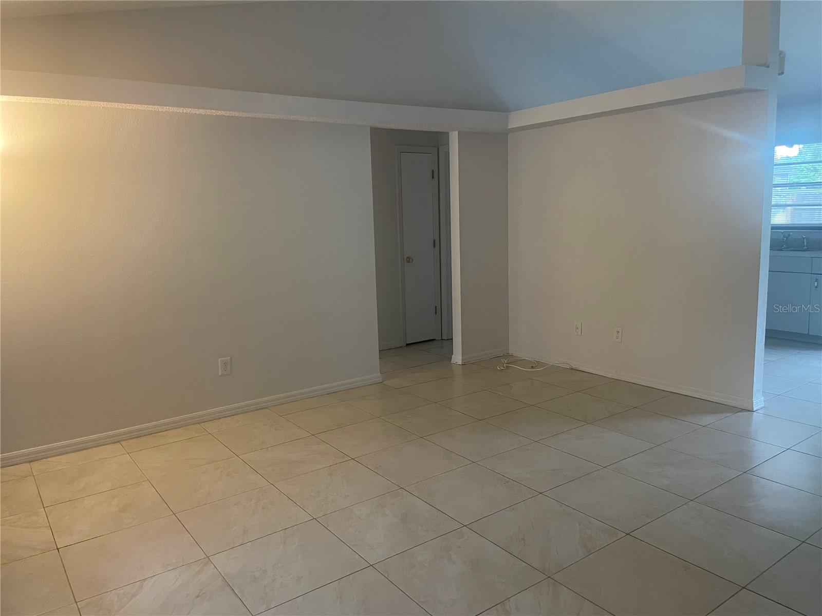 1349 Pierce St Property Photo 2