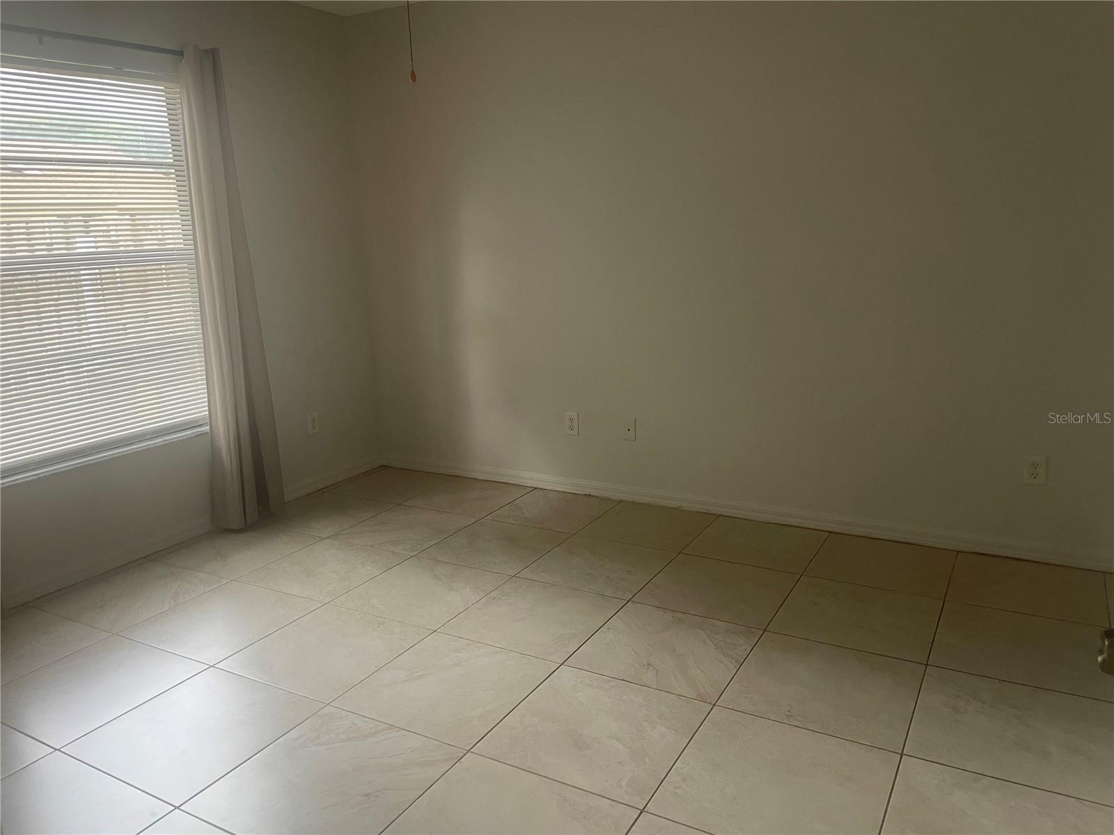 1349 Pierce St Property Photo 5
