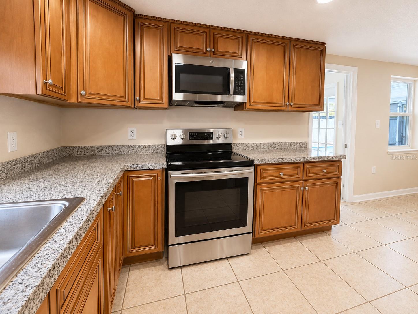 9135 Greenbriar Ln Property Photo 21