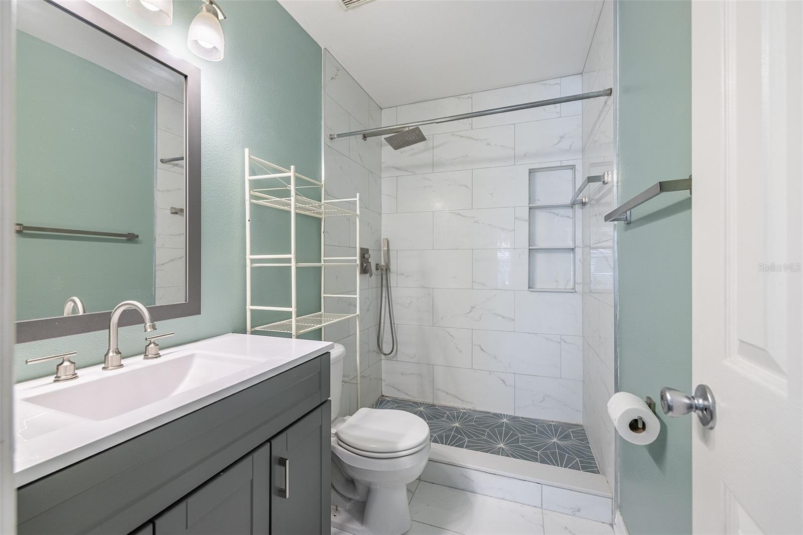4310 Fincastle Ct Property Photo 25