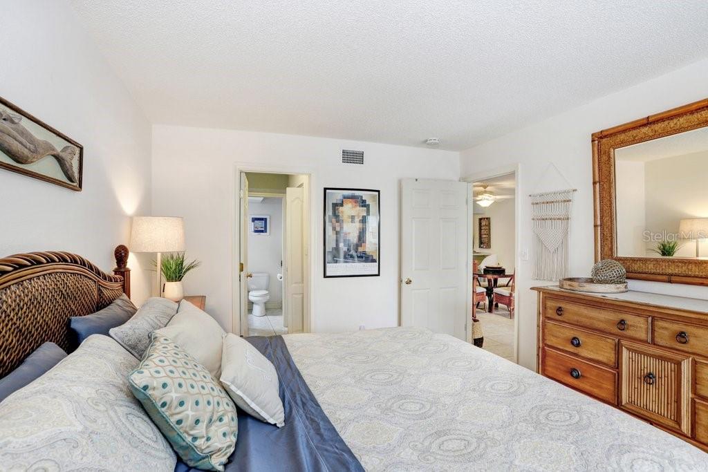 708 Gulf Blvd #a Property Photo 14