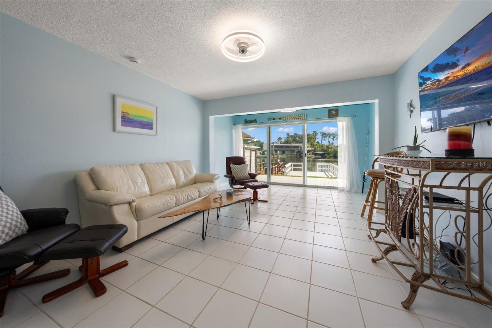 599 Westwinds Dr #9 Property Photo 12
