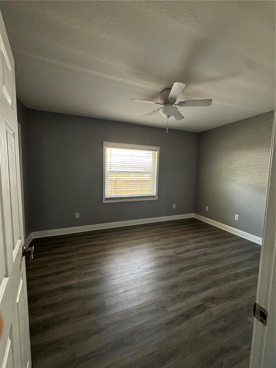 5745 Montana Ave Property Photo 3