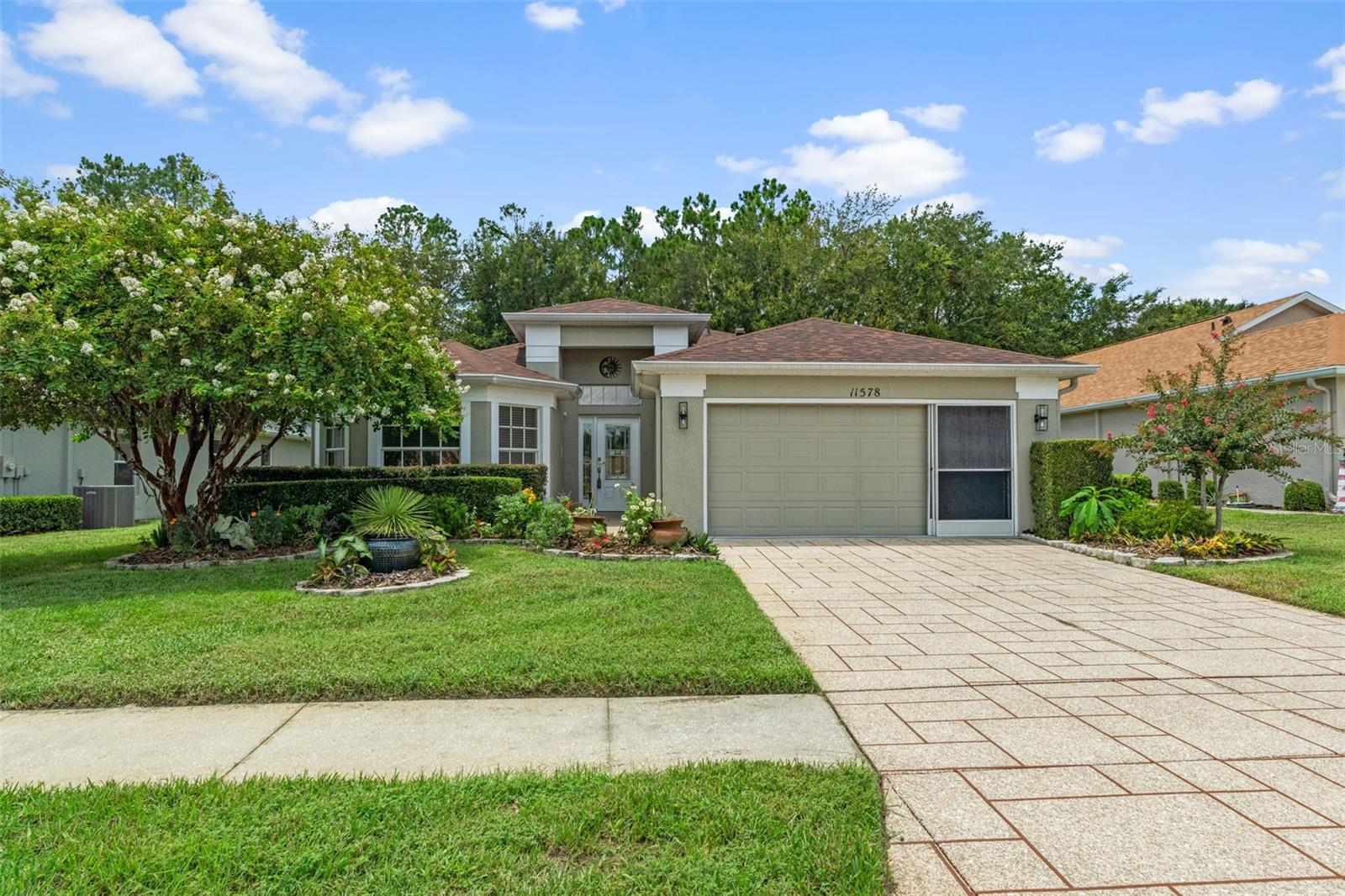 11578 New Haven Dr Property Photo 1