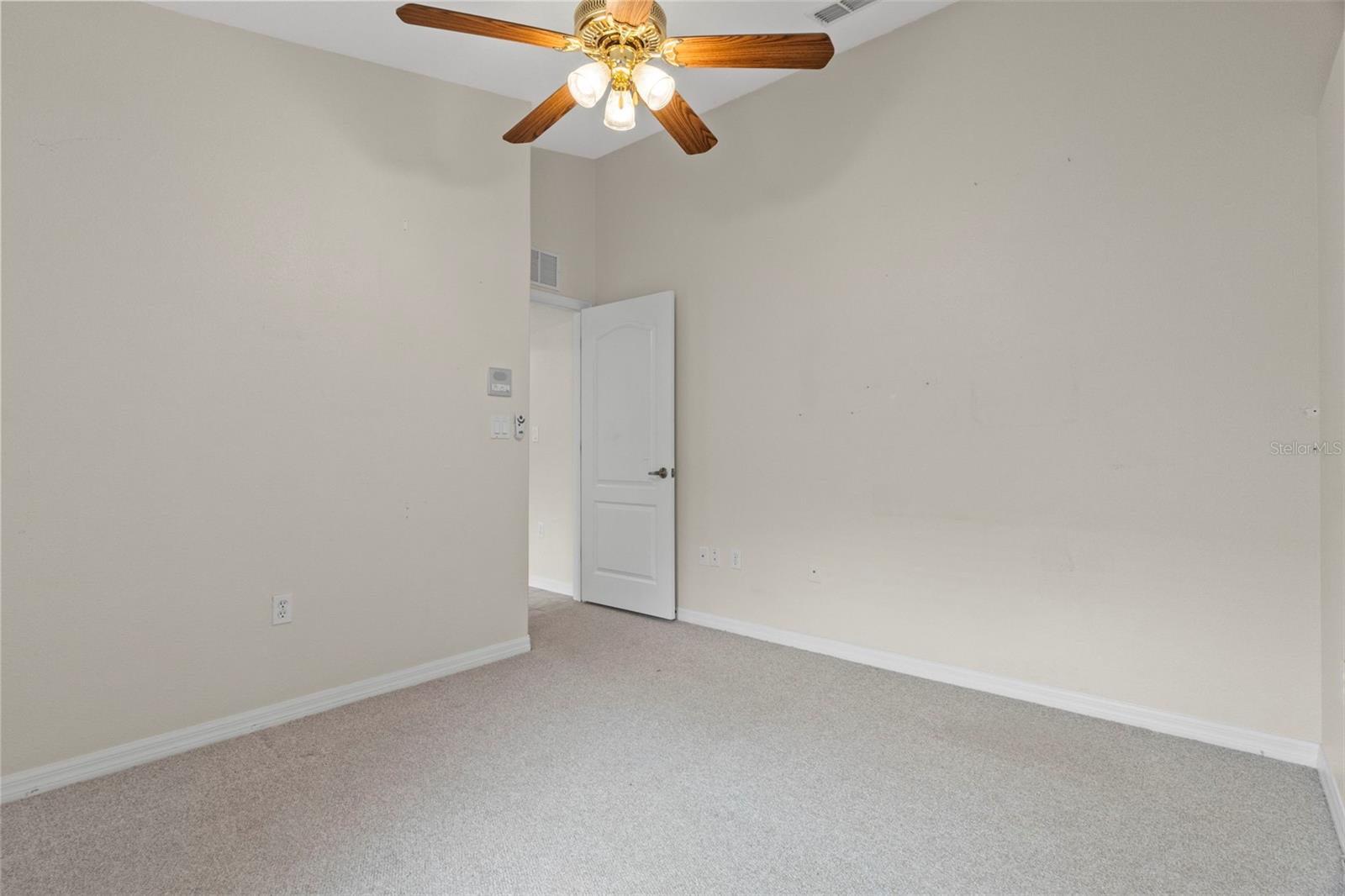 11578 New Haven Dr Property Photo 45