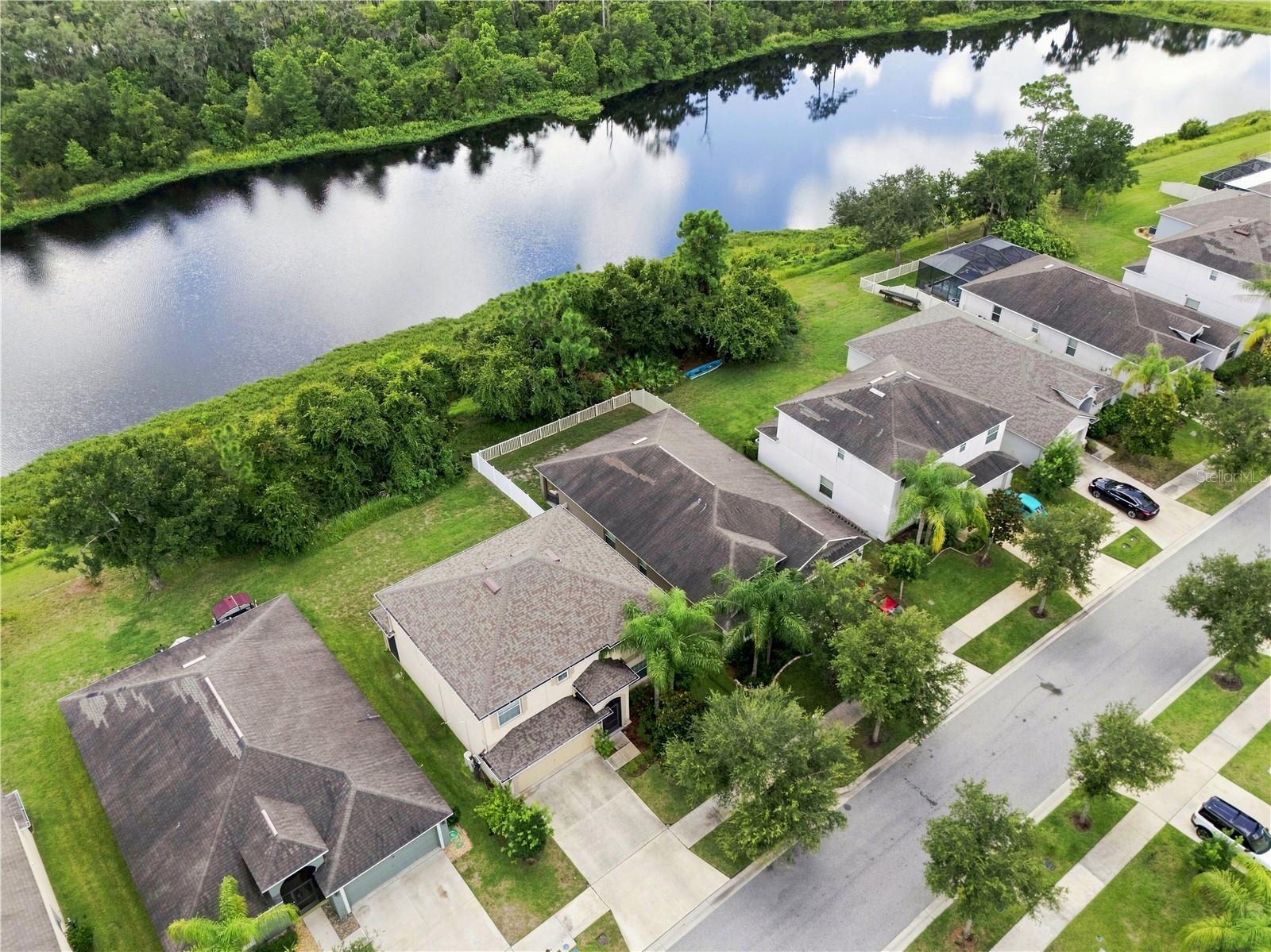 16613 Myrtle Sand Dr Property Photo 2