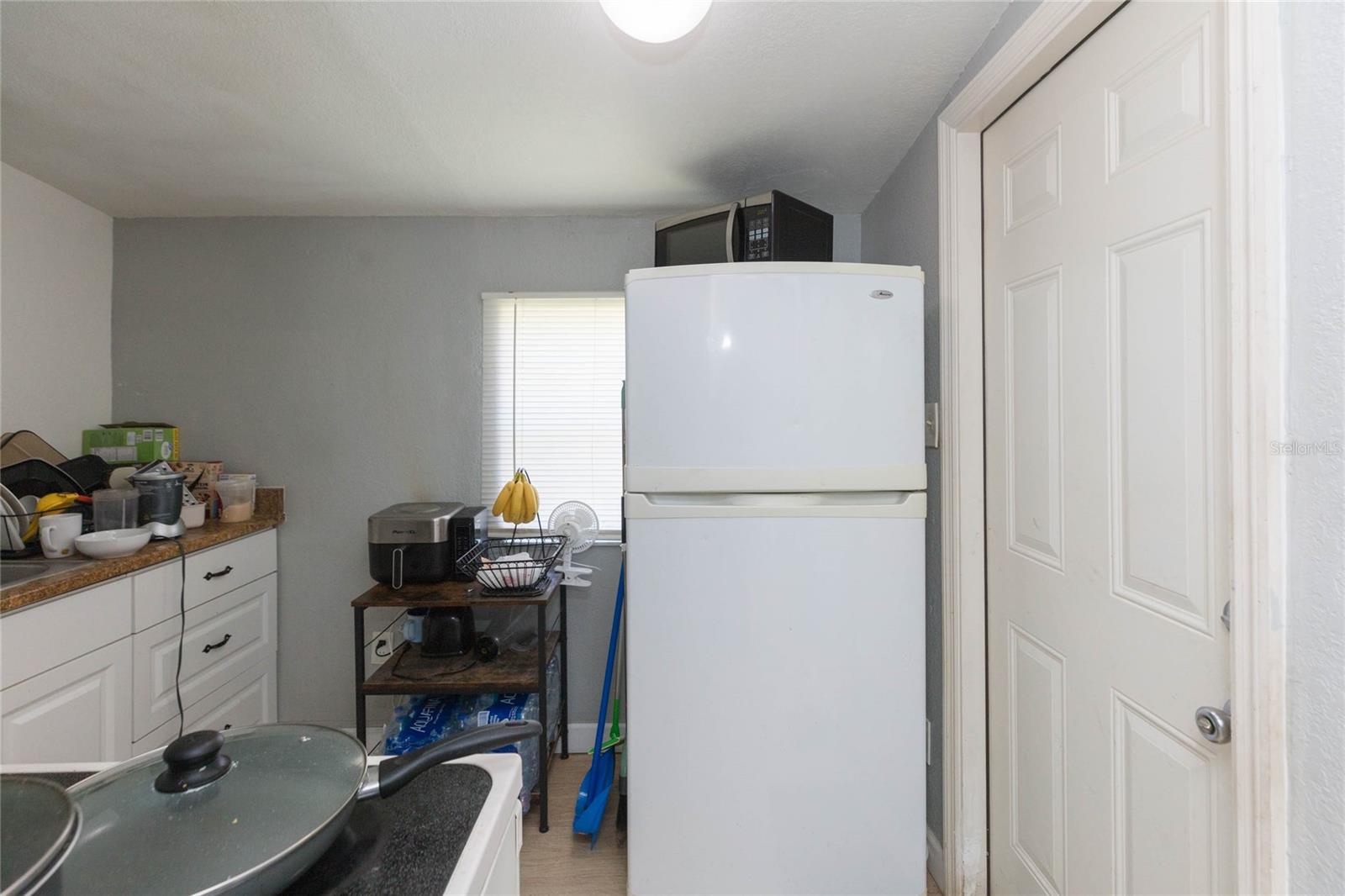 1526 Clinton Property Photo 7
