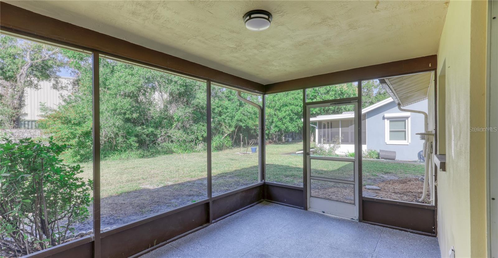 4318 Great Lakes Dr N Property Photo 25
