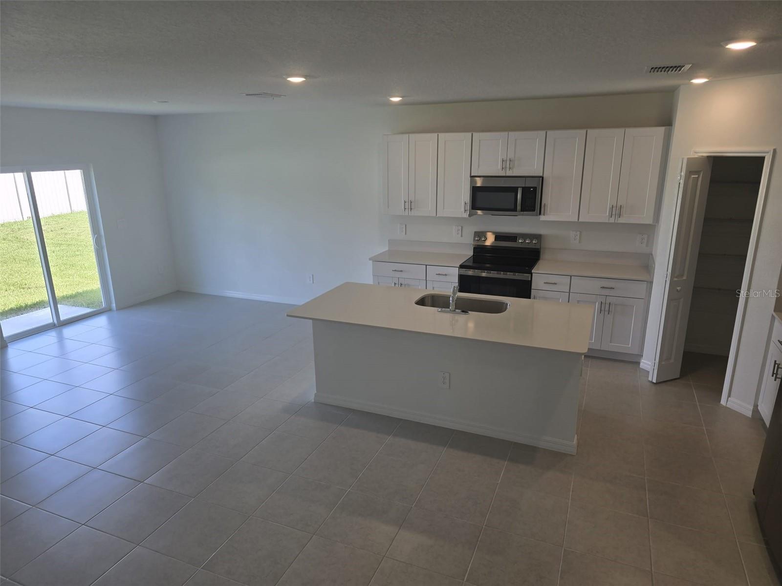11962 Brae Way Property Photo 4