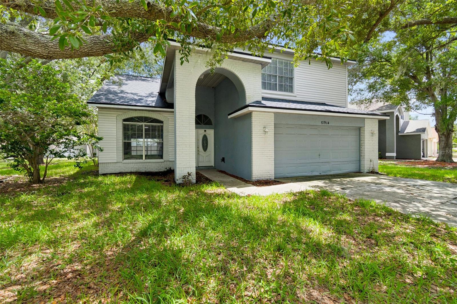 12914 Longcrest Dr Property Photo 5