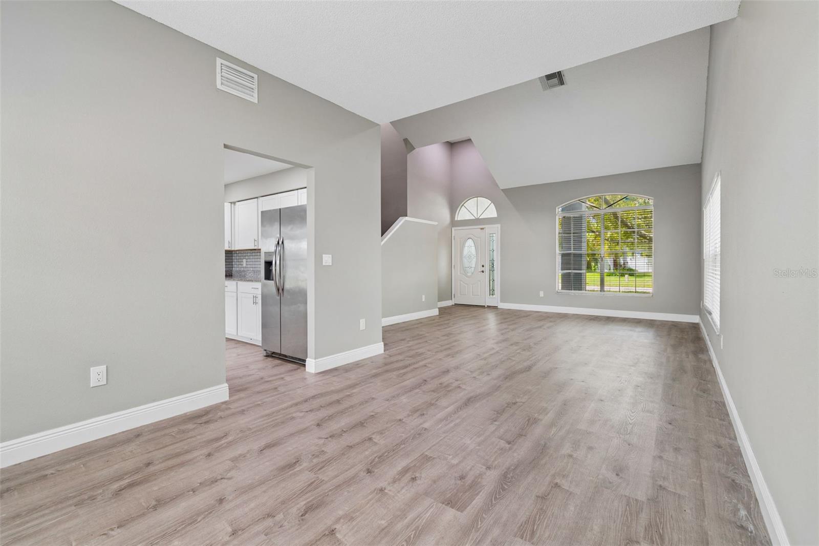 12914 Longcrest Dr Property Photo 22