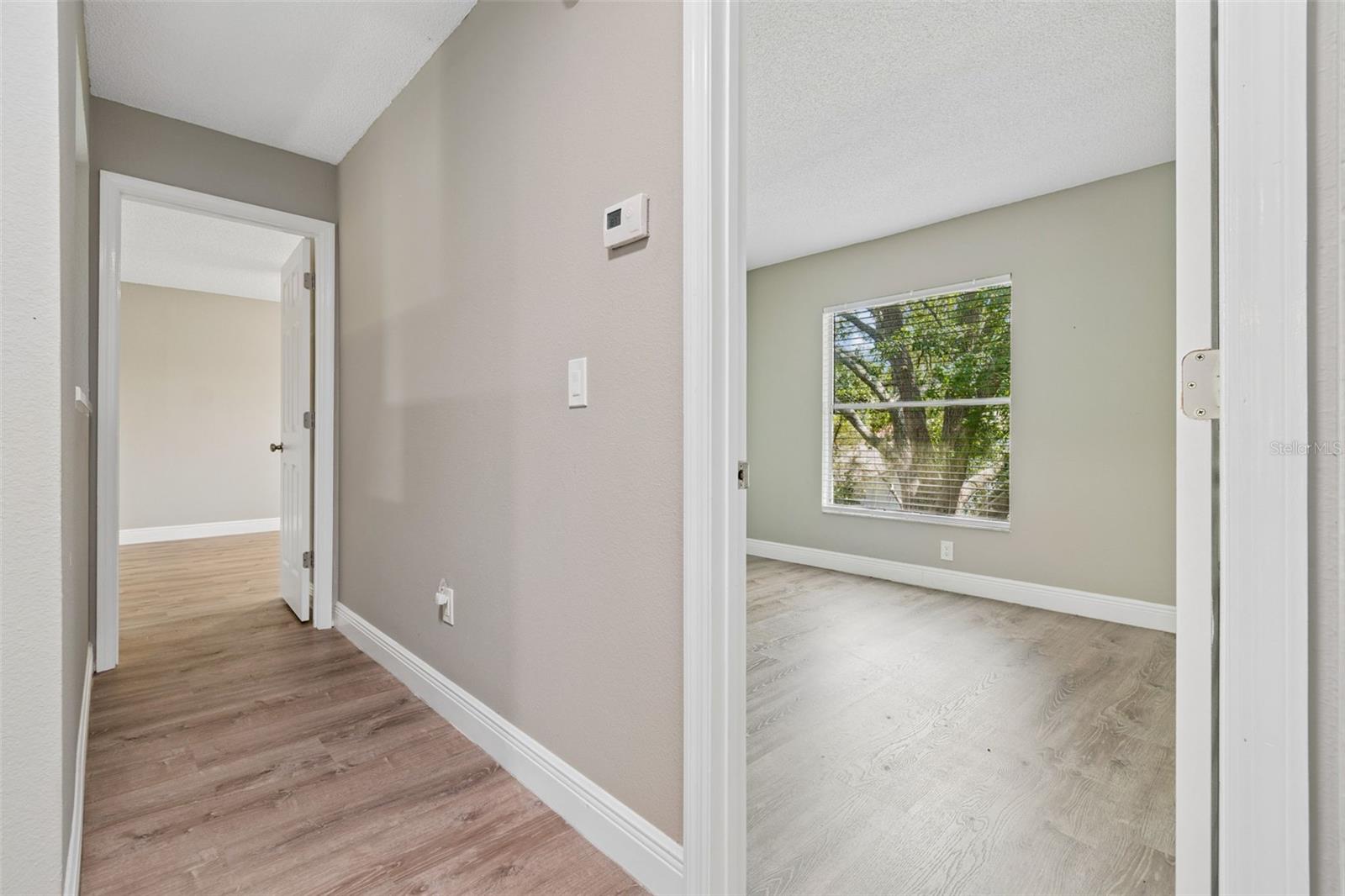 12914 Longcrest Dr Property Photo 36