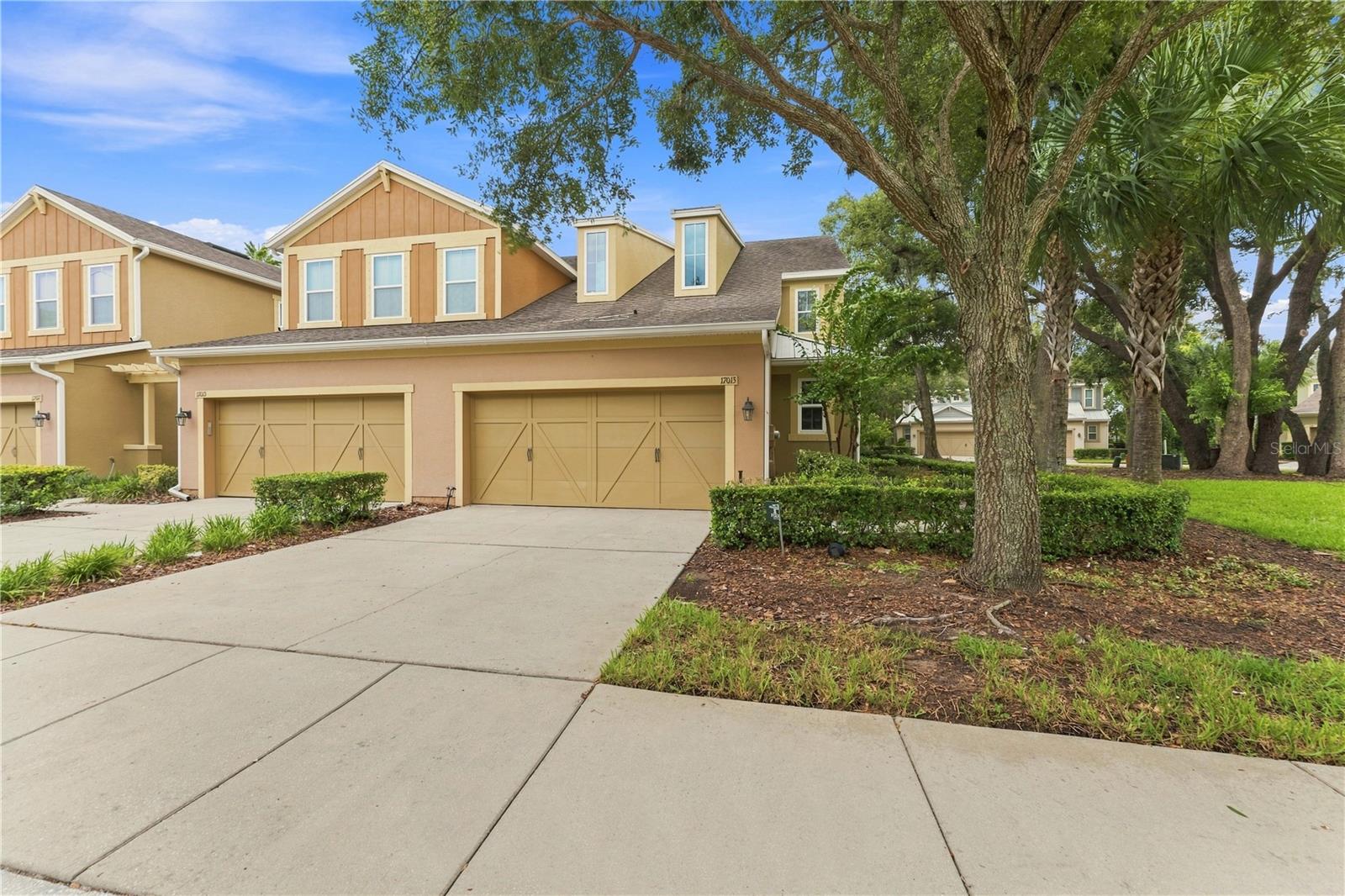 17013 Vilesta Dr Property Photo 3
