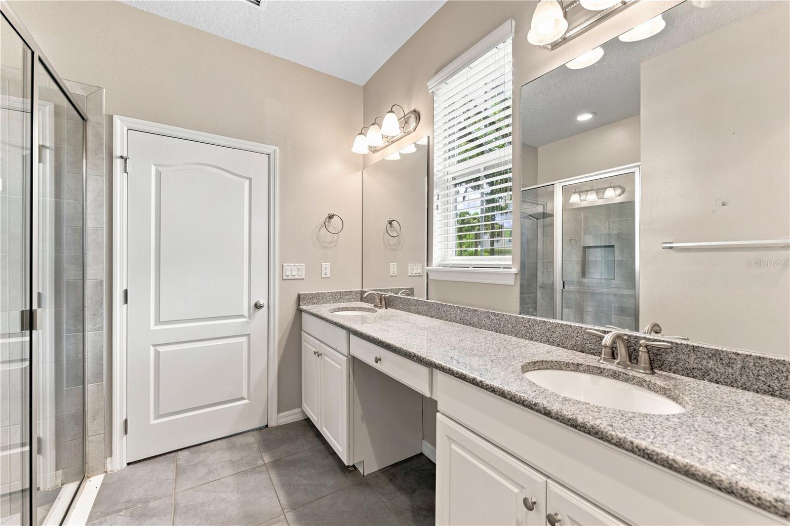 17013 Vilesta Dr Property Photo 17