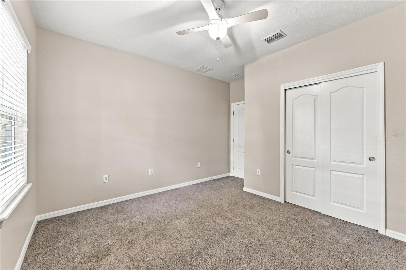 17013 Vilesta Dr Property Photo 25