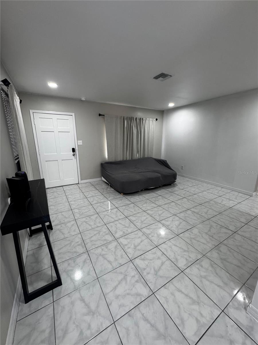 4202 E Okara Rd Property Photo 9