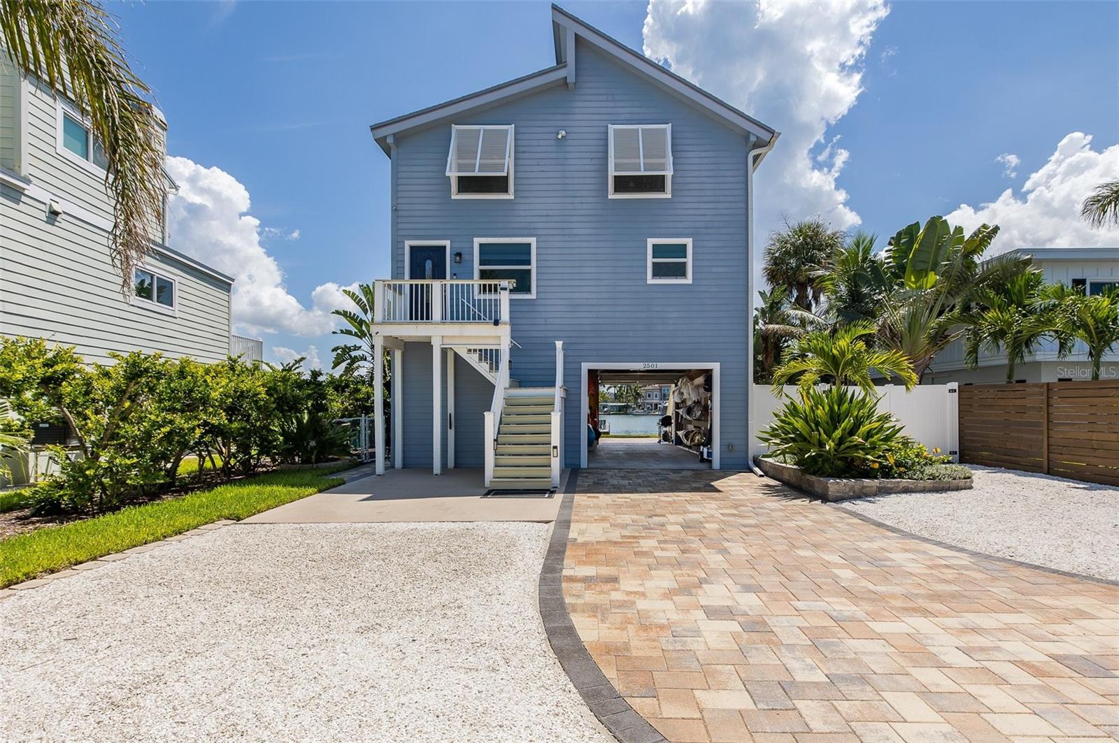 2501 Bay Blvd Property Photo 3